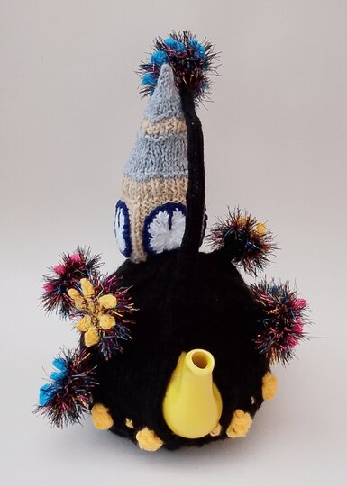 TeaCosyFolk's Happy New Year Tea Cosy Knitting Pattern