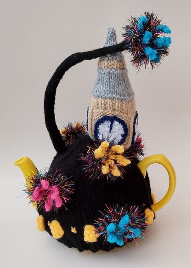 TeaCosyFolk's Happy New Year Tea Cosy Knitting Pattern