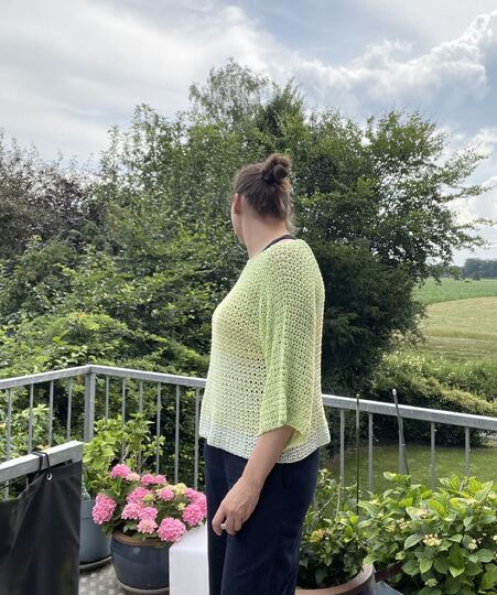 Häkelanleitung für einen leichten Sommerpullover - für Fortgeschrittene
