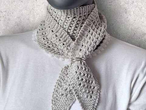Strickanleitung Mini-Schal, Halstuch aus Baumwollgarn mit Lochmuster  #385