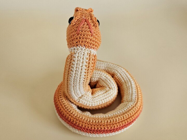 Häkelanleitung Roswitha Schlange Amigurumi PDF