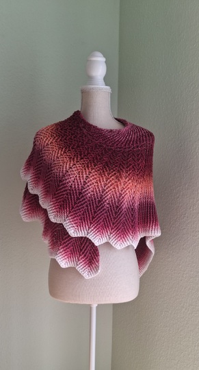 Crochet pattern shawl Talwyn