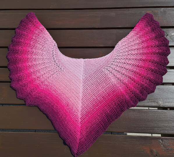 Crochet pattern shawl Talwyn