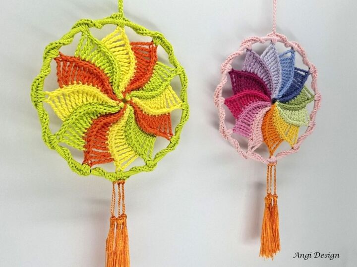 Häkelanleitung buntes Windrad, kleines Mandala, Blumenstecker