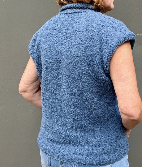 Strickanleitung Sommerpullover Mila mit V-Ausschnitt und Kragen