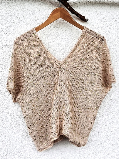 Gestricktes Sommershirt LA CROISETTE | nahtlos | besondere Konstruktion
