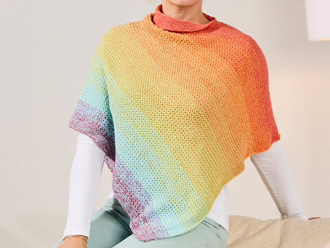 PONCHO HANKA … IM STRUKTURMUSTER GESTRICKT