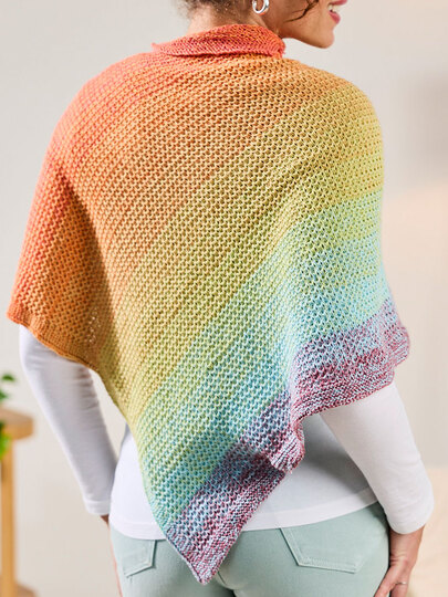PONCHO HANKA … IM STRUKTURMUSTER GESTRICKT
