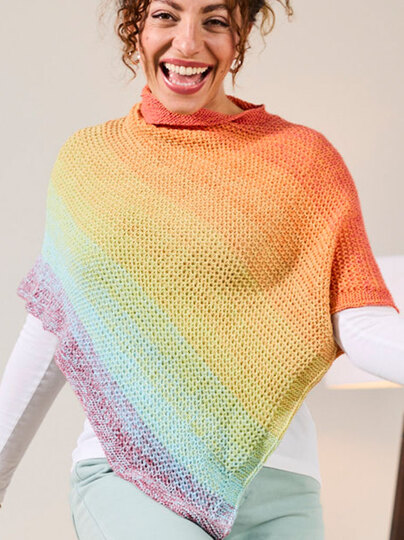 PONCHO HANKA … IM STRUKTURMUSTER GESTRICKT