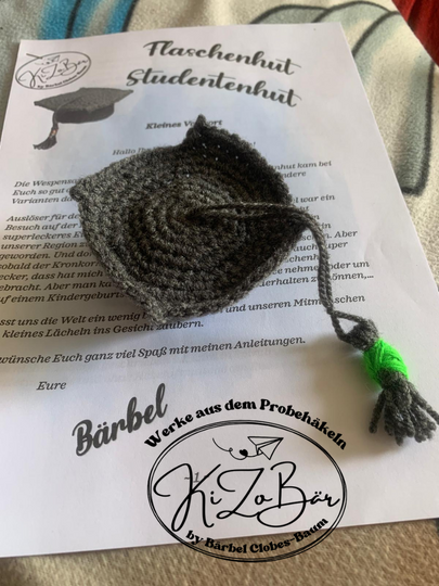 Flaschenhut Studentenhut - Häkelanleitung für einen Absolventen-Flaschenhut
