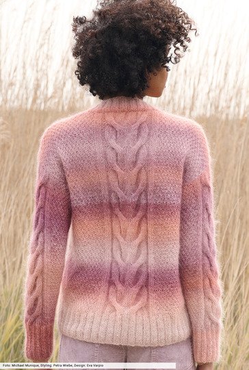 Pulli mit Zopf- und Perlstrukturen