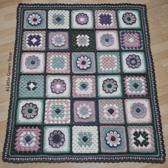 Granny's Glade Blanket Crochet Pattern (English)