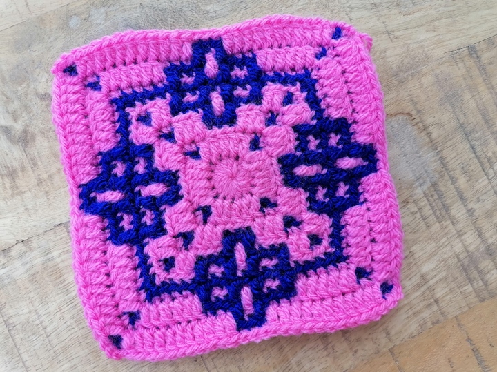 Aloha - Quadrat in Mosaikhäkeltechnik