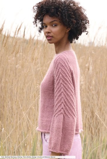 Pulli mit Diagonal-Strukturen
