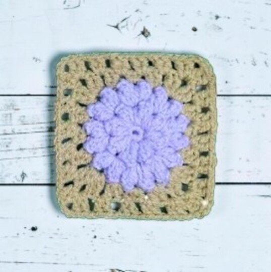 Dahlia Granny Square Crochet Pattern