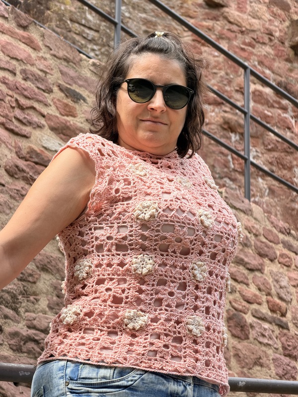 Häkelanleitung Dornröschen – Grannyshirt & Pullover - Bild 9