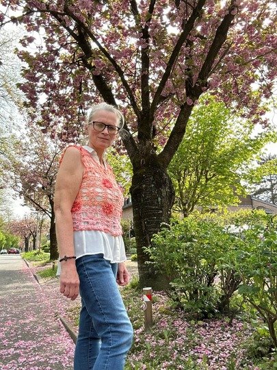Häkelanleitung Dornröschen – Grannyshirt & Pullover
