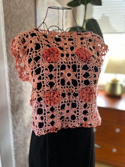 Häkelanleitung Dornröschen – Grannyshirt & Pullover
