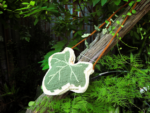 Crochet Pattern Ivy Leaf Crossbody Bag