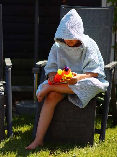 Schnittmuster Badeponcho HOSTA – kuscheliger Badeponcho von XXS - XL