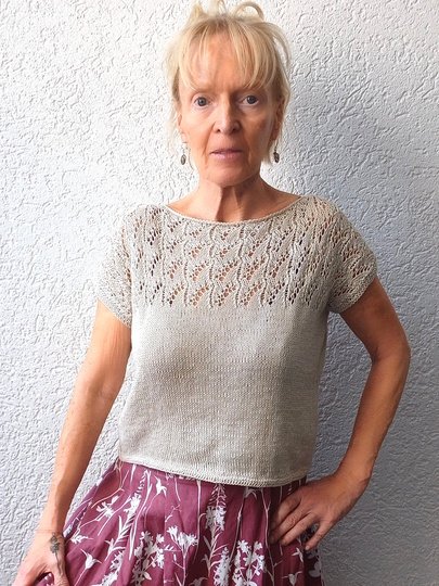 Strickanleitung Shirt CoCo – Leichtes Sommertop mit Lochmuster