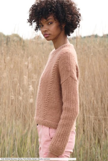 Pulli mit Waben- und Zopfstrukturen