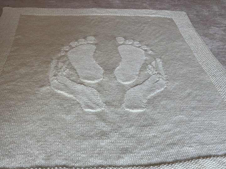 Babydecke 'Getragen von Liebe' - Eine Strickanleitung