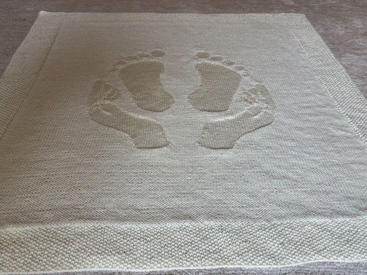 Babydecke 'Getragen von Liebe' - Eine Strickanleitung
