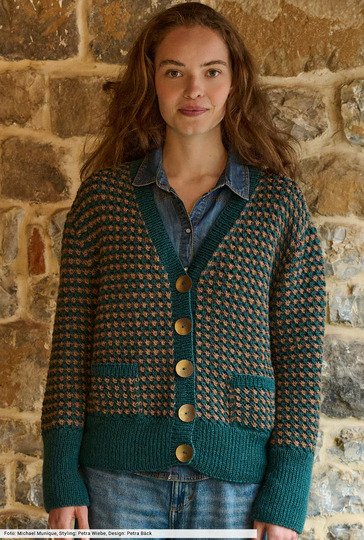 Jacke im Sternchenmuster