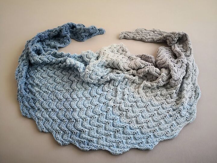 Little Waves – gestricktes Tuch – PDF Anleitung