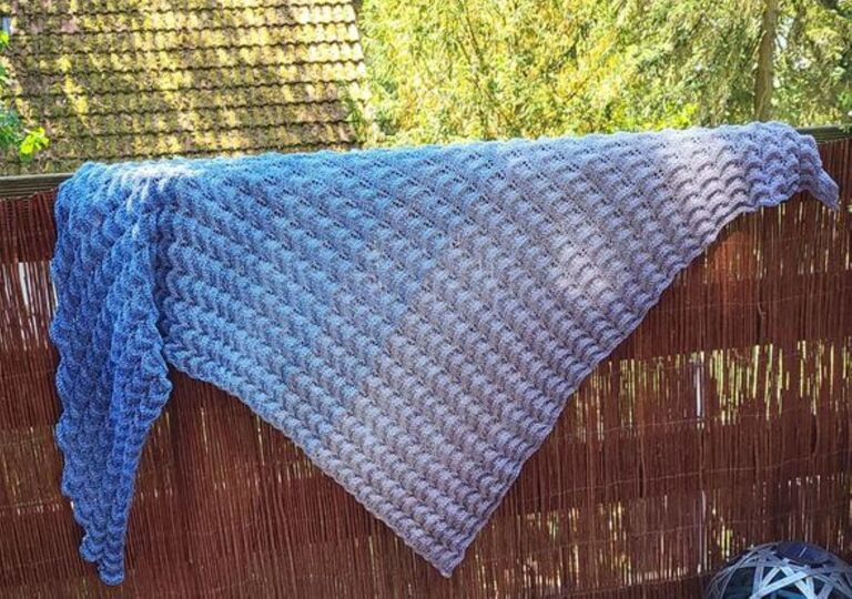 Little Waves – gestricktes Tuch – PDF Anleitung