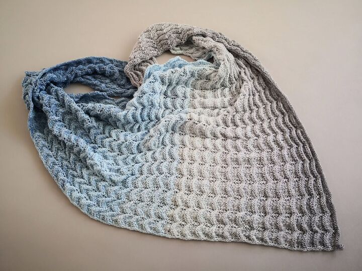 Little Waves – gestricktes Tuch – PDF Anleitung