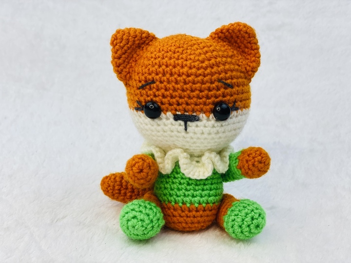 Fox Crochet Pattern, Small Amigurumi Fox Tutorial