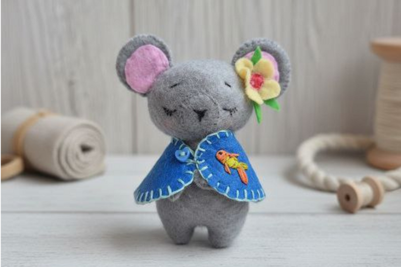 Pocket Felt Mouse PDF Sewing Pattern & Cat Crossbody Bag