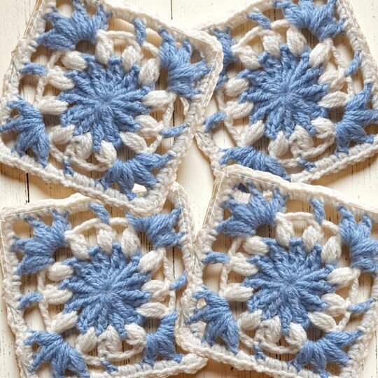 Shabby Chic Crochet Lacy Granny Square Pattern