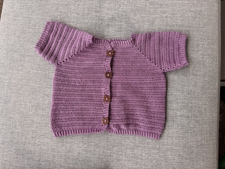 Babycardigan / Babyjacket