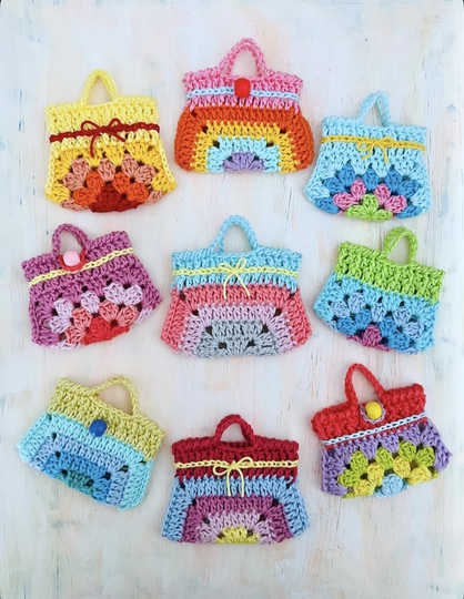 Häkelanleitung Mini Handtasche, Schlüsselanhänger Bag Charm Adventskalender