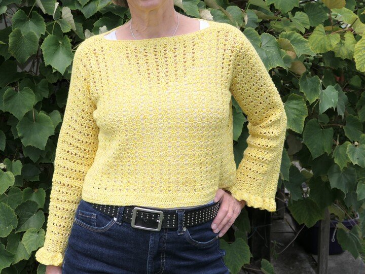 Aurea - Luftiger Bobbel - Häkelpullover mit Volantärmeln
