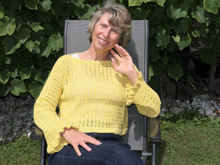 Aurea - Luftiger Bobbel - Häkelpullover mit Volantärmeln