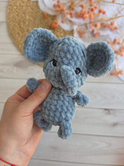 Momo the Baby Elephant – Crochet Pattern | Amigurumi | Beginner | PDF