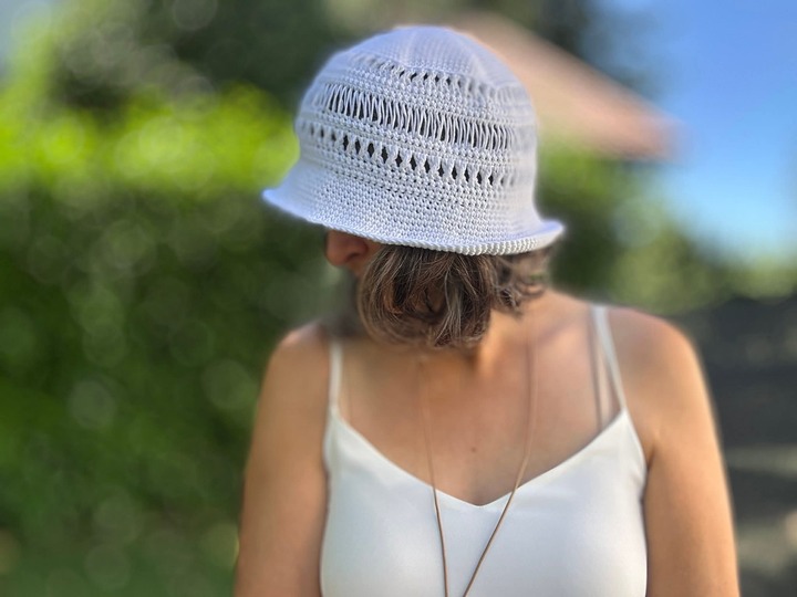 Häkelanleitung Sommerhut „Sunset“ – luftiger Sonnenhut aus Raffia &