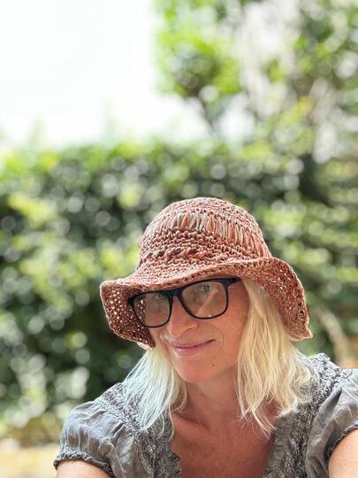Häkelanleitung Sommerhut „Sunset“ – luftiger Sonnenhut aus Raffia &