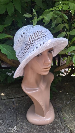 Häkelanleitung Sommerhut „Sunset“ – luftiger Sonnenhut aus Raffia &