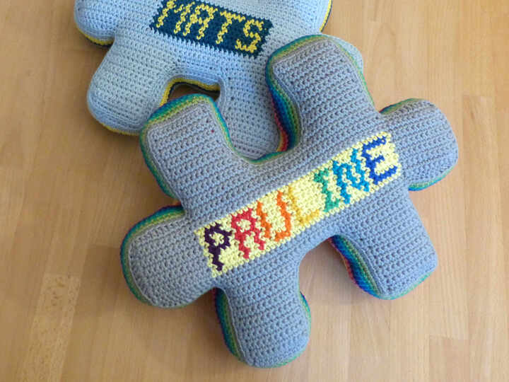 Häkelanleitung Kissen Puzzleteil mit oder ohne Name, Kuschelkissen
