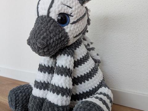 Sitting Zebra Crochet Pattern PDF English and German