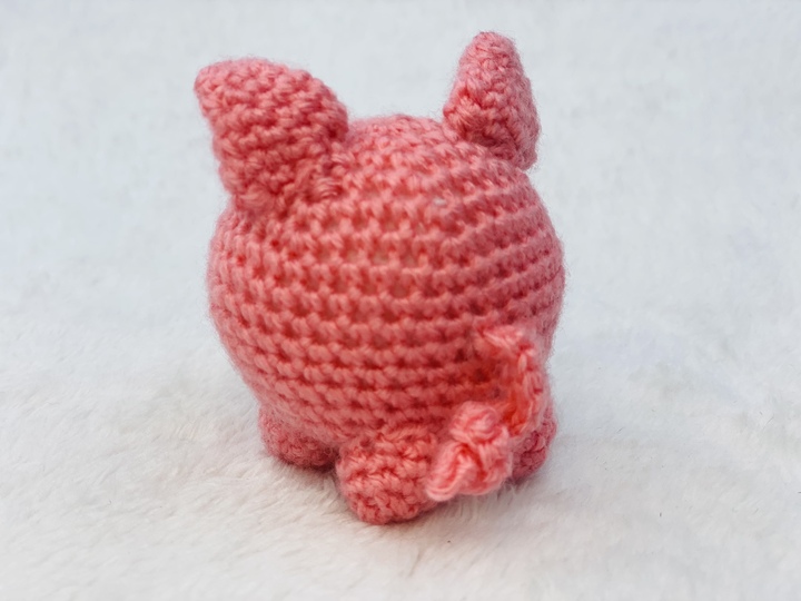Cute Piggy Keychain Pattern, Pocket Animal Crochet Pattern