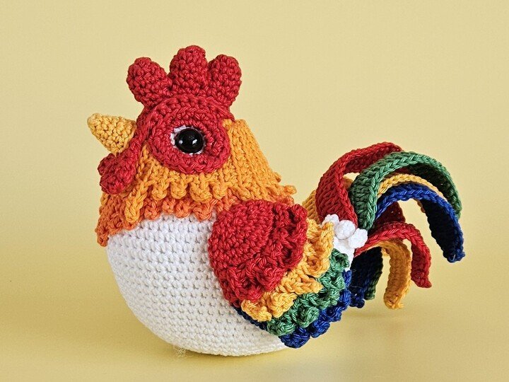 Johann der dicke Hahn – Häkelanleitung Amigurumi Bauernhof PDF