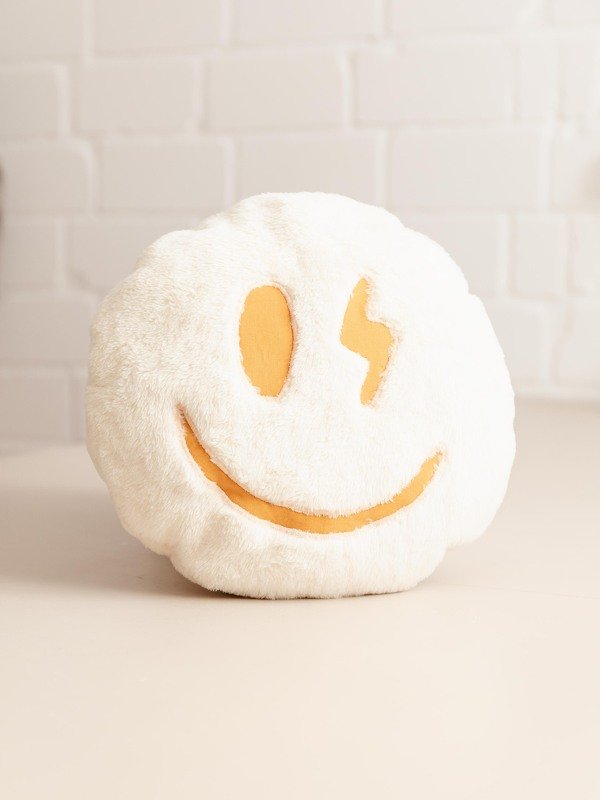 Smiley Pillow Sewing Pattern - 25 x 25 cm - Image 5