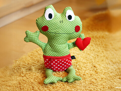Frosch-Kummerkissen Quenni (Schnittmuster und Nähanleitung)