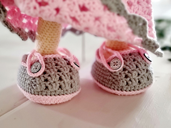 Tilda Bunny Crochet Pattern with Dress, Hat & Shoes (A15)